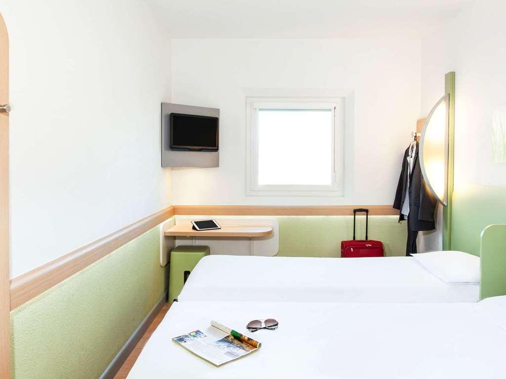 Ibis Budget Біконсфілд Номер фото